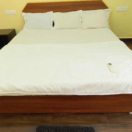 One Love Guest House Morjim Extérieur photo