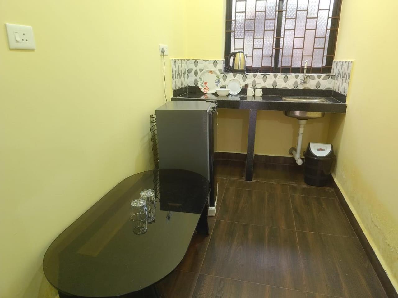 One Love Guest House Morjim Extérieur photo