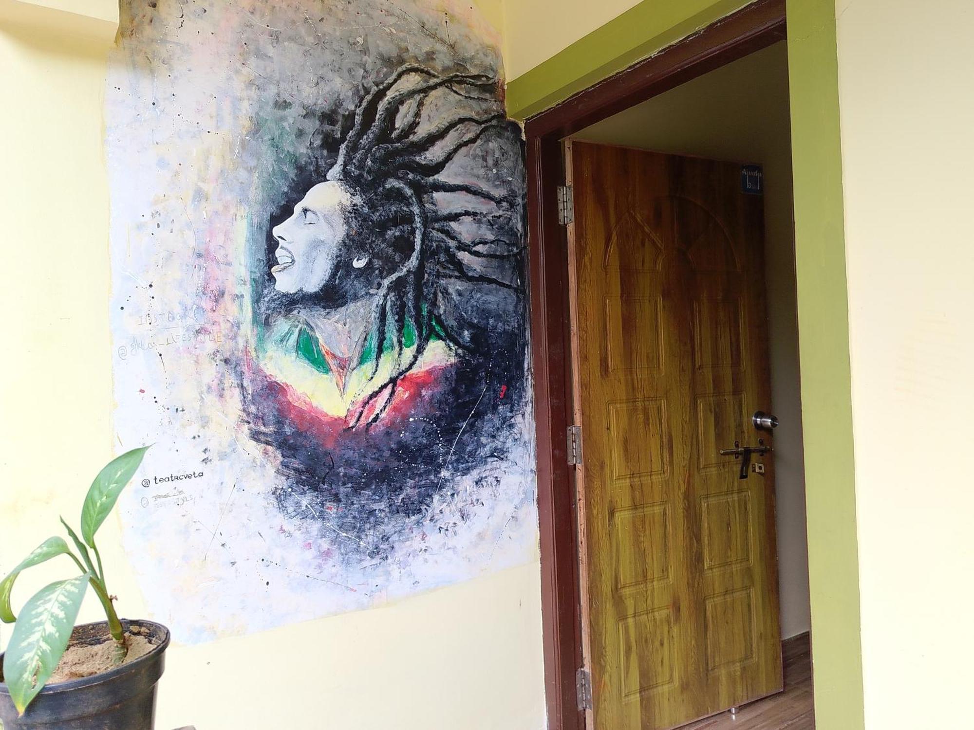 One Love Guest House Morjim Extérieur photo