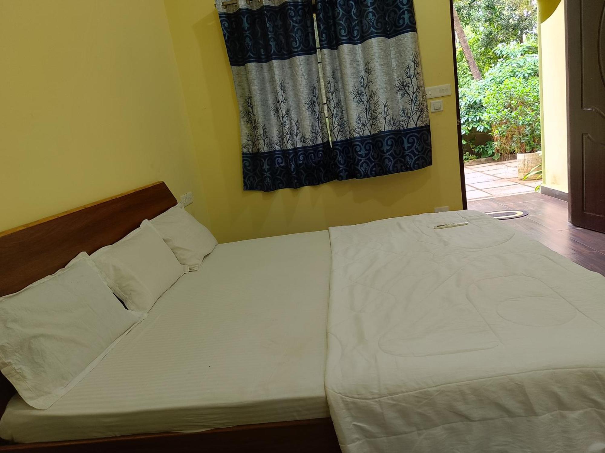 One Love Guest House Morjim Extérieur photo